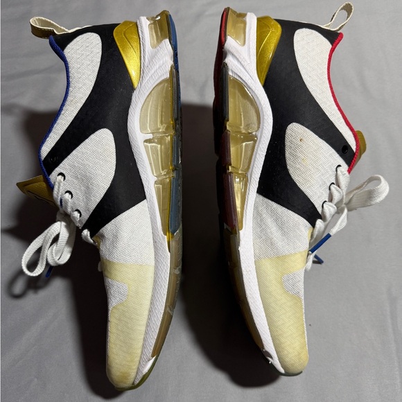 Multi-colored Asics running shoe - Picture 7 of 12